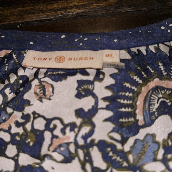 Tory Burch silk cover up - Picture 3 of 5